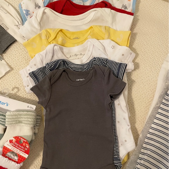 25+ Items Baby Clothes Bundle - Picture 4 of 8